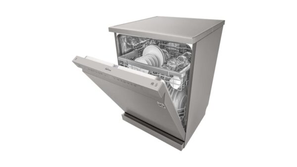 LG 14 Place QuadWash Dishwasher in Stainless Finish - Free Standing