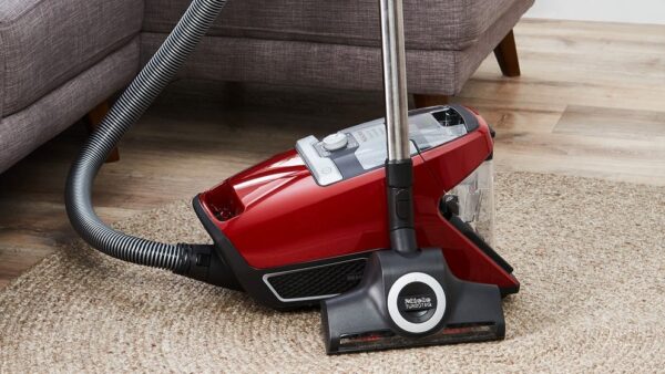 Miele Blizzard CX1 Cat and Dog Bagless Vacuum Cleaner